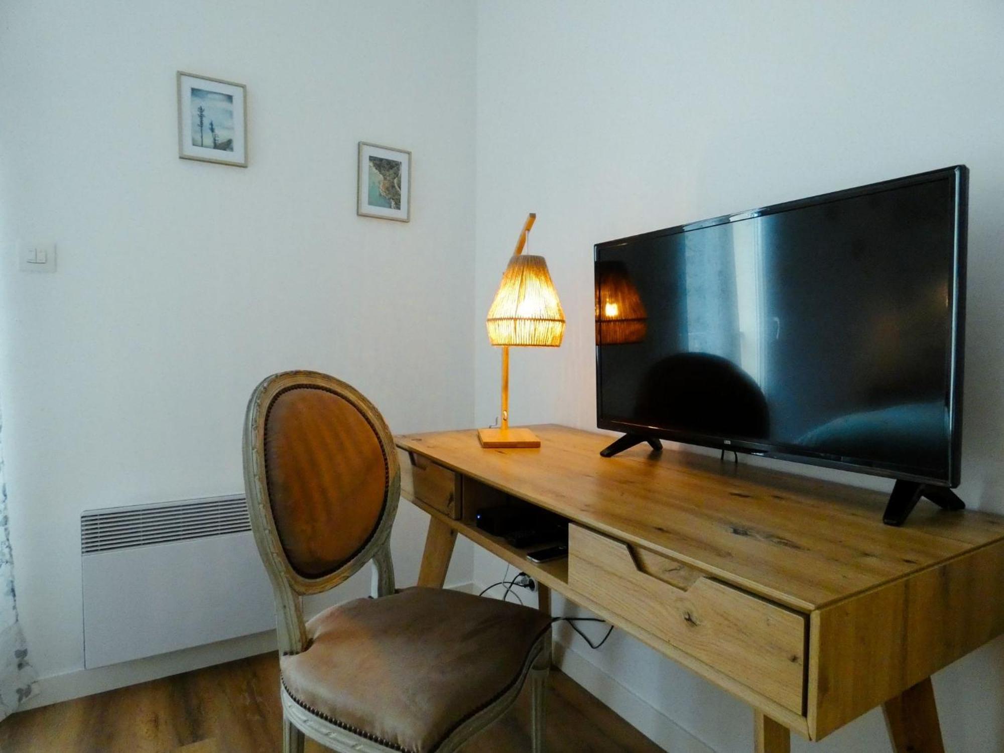 Chambre D'Hote L'Oree Des Buis Vouillé Buitenkant foto