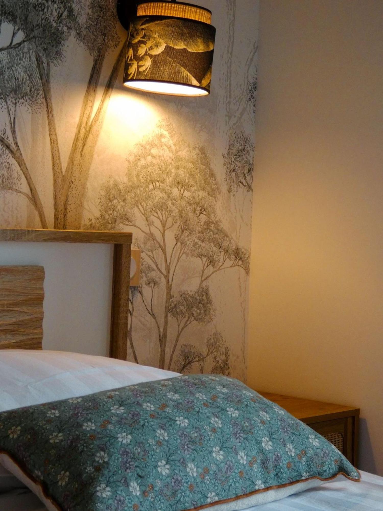 Chambre D'Hote L'Oree Des Buis Vouillé Buitenkant foto